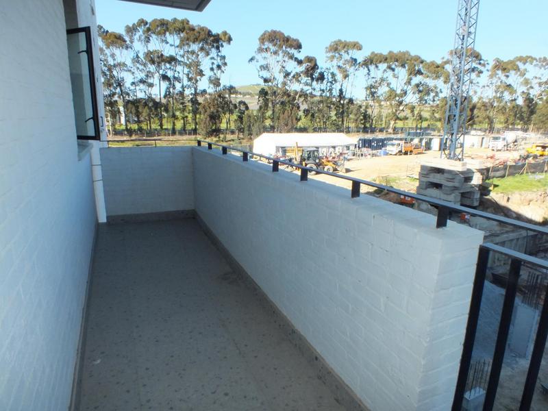 To Let 1 Bedroom Property for Rent in Devonbosch Precinct Western Cape